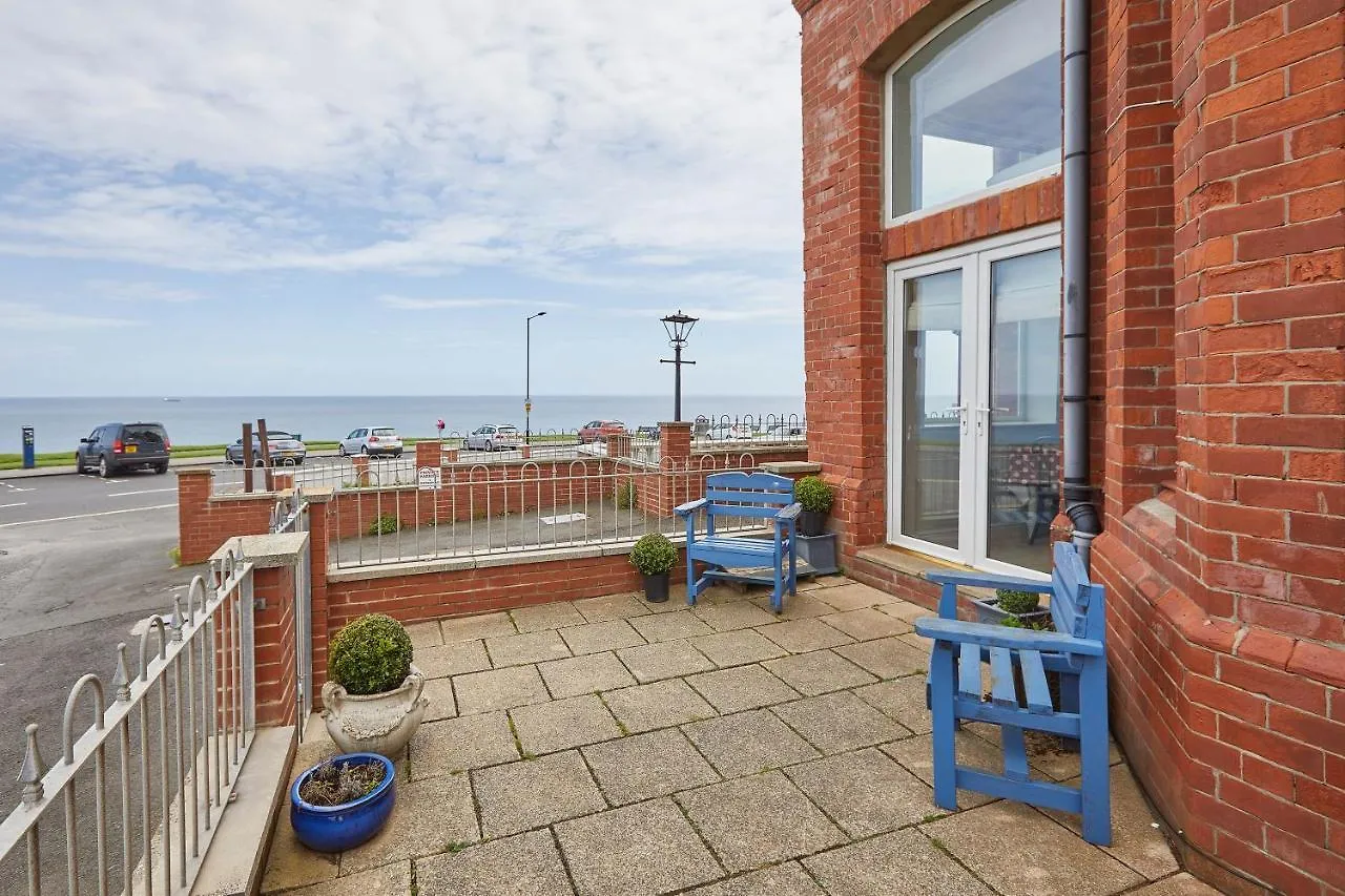 Apartment Host & Stay - Sunset View Whitby